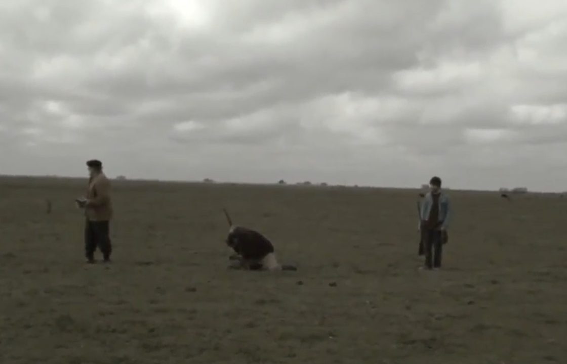 Enroque / Castling — short film directed by Pablo Bondesan | Los Cortos